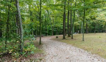 9045 E Pine Rd, Bloomfield, IN 47424