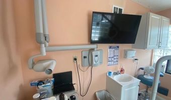 1900 W COLONIAL Dr, Orlando, FL 32804