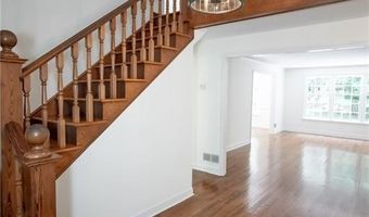 215 Lenox Rd, Athens, GA 30606