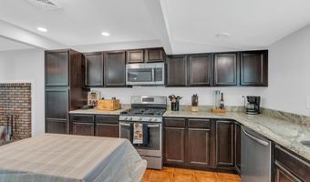 21 Park Ave, Bayville, NJ 08721