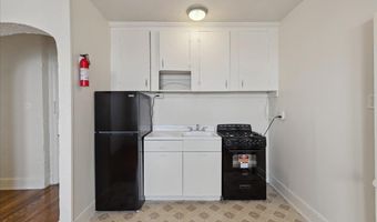33 S Iowa Ave Ave, Atlantic City, NJ 08401