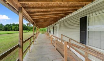 82 Harris Rd, Baxley, GA 31513