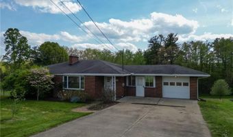 715 Lincoln Ave, Bentleyville, PA 15314