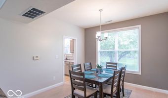 715 Hohlier Ln, Avon, IN 46123