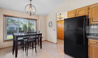7133 E Valley Ridge Dr, Madison, WI 53719