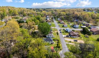 702 13th St, Altavista, VA 24517