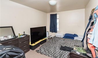 176 RAILROAD St, Lincoln, RI 02838