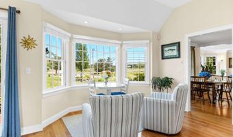 110 Commerce Rd, Barnstable, MA 02630