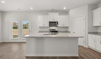 930 Captains Ct, Beech Island, SC 29842