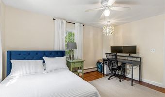 20 Terrace Dr, Barrington, RI 02806