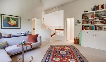 1015 Via Mil Cumbres, Solana Beach, CA 92075