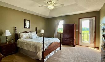 1798 Tiger Ridge Dr, Albert Lea, MN 56007