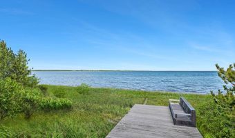30 Private Rd, Amagansett, NY 11944