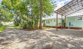121 14th St, Apalachicola, FL 32320