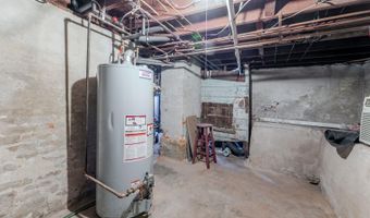 703 13th St, Auburn, NE 68305