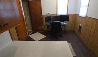 803 8th St SE, Austin, MN 55912
