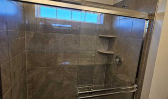 334 N Masters Dr, Addison, IL 60101