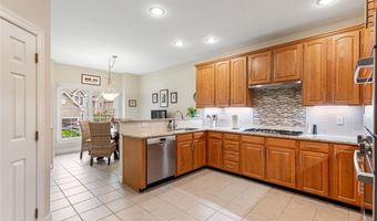 2 Seal Island Rd, Bristol, RI 02809
