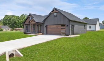 104 Virginia Dr, Auburn, KY 42206