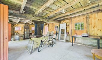 2934 College St, Austinburg, OH 44010