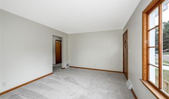 41 W Woodsdale Ave, Akron, OH 44301