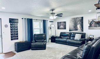 901 Linda Dr, Atlantic, IA 50022