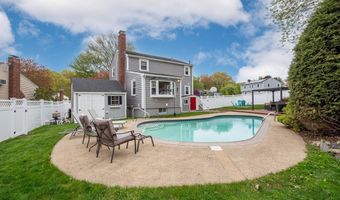 15 Palmer Rd, Beverly, MA 01915