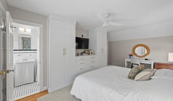 5901 DEVONSHIRE Dr, Bethesda, MD 20816