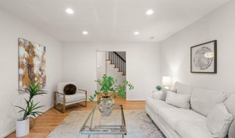 6010 BENALDER Dr, Bethesda, MD 20816