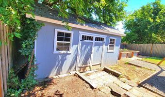 18454 SW OAKVILLE Ct, Beaverton, OR 97078