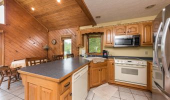 3490 Coffee Landing Rd, Adamsville, TN 38310