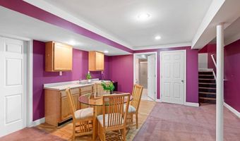97 Ponds Edge Ct, Felton, DE 19943