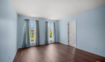 750 Majestic Dr, Algonquin, IL 60102