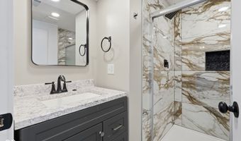 7210 Chimney Rock Ct, Indianapolis, IN 46217