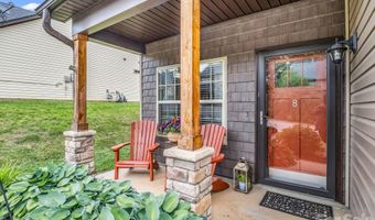 8 Mallard Run Dr, Arden, NC 28704