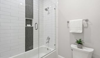 3555 N DICKERSON St, Arlington, VA 22207