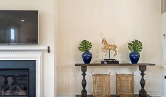 42265 HAMPTON WOODS Ter, Brambleton, VA 20148