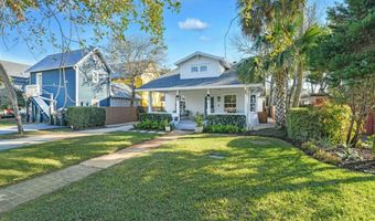 322 6TH St, Atlantic Beach, FL 32233