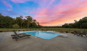 1701 Shady Creek Rd, Ayden, NC 28513