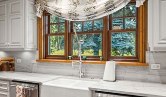 13531 Copper Ln, Bigfork, MT 59911