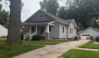 917 9th St, Aurora, NE 68818