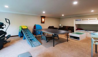 4114 Cochrane Pkwy, Ames, IA 50014