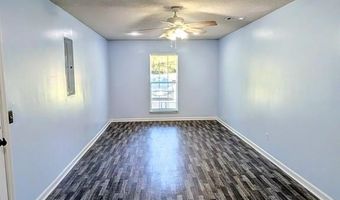 1801 Dunlevie Rd, Allenhurst, GA 31301