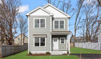 39 Winsor St, East Providence, RI 02914