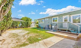 407 Keaniani St B, Kailua, HI 96734