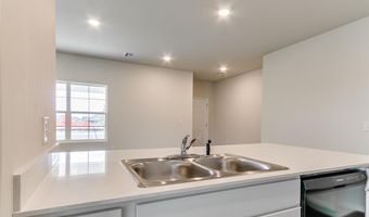 924 S Bear Ln, Mustang, OK 73064