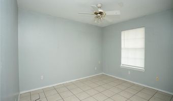 619 W Oak St, Alton, TX 78573
