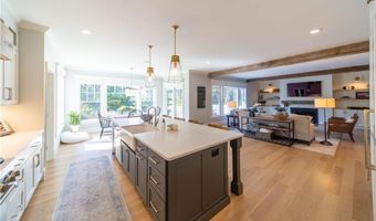 01 Carrs Ln, North Kingstown, RI 02852