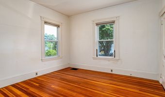 40 Washington St, Ayer, MA 01432