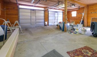 109 Sahagian Rd, Belgrade, ME 04917